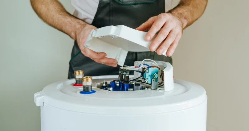 Réparation chauffe-eau Saint-Hubert